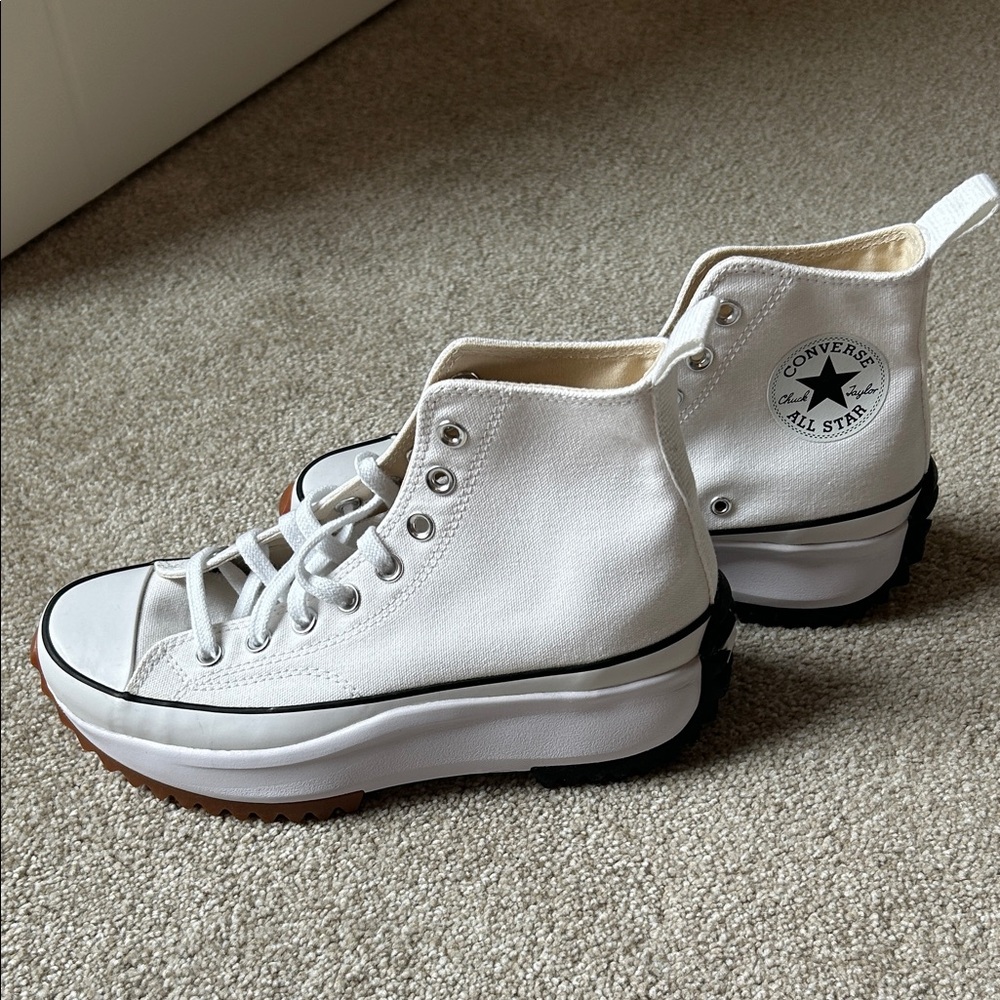 NWOT Converse Women's White Platform High-Tops